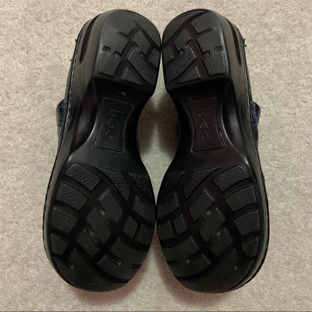 Croc Print Clogs - Picture 5 of 8